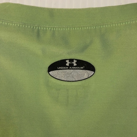 Under Armour Green V-Neck Tee M - Picture 8 of 9